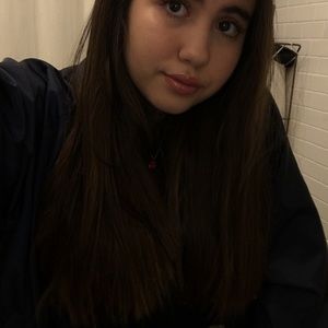 Meet your Posher, Leelee